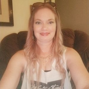 Meet your Posher, Paula